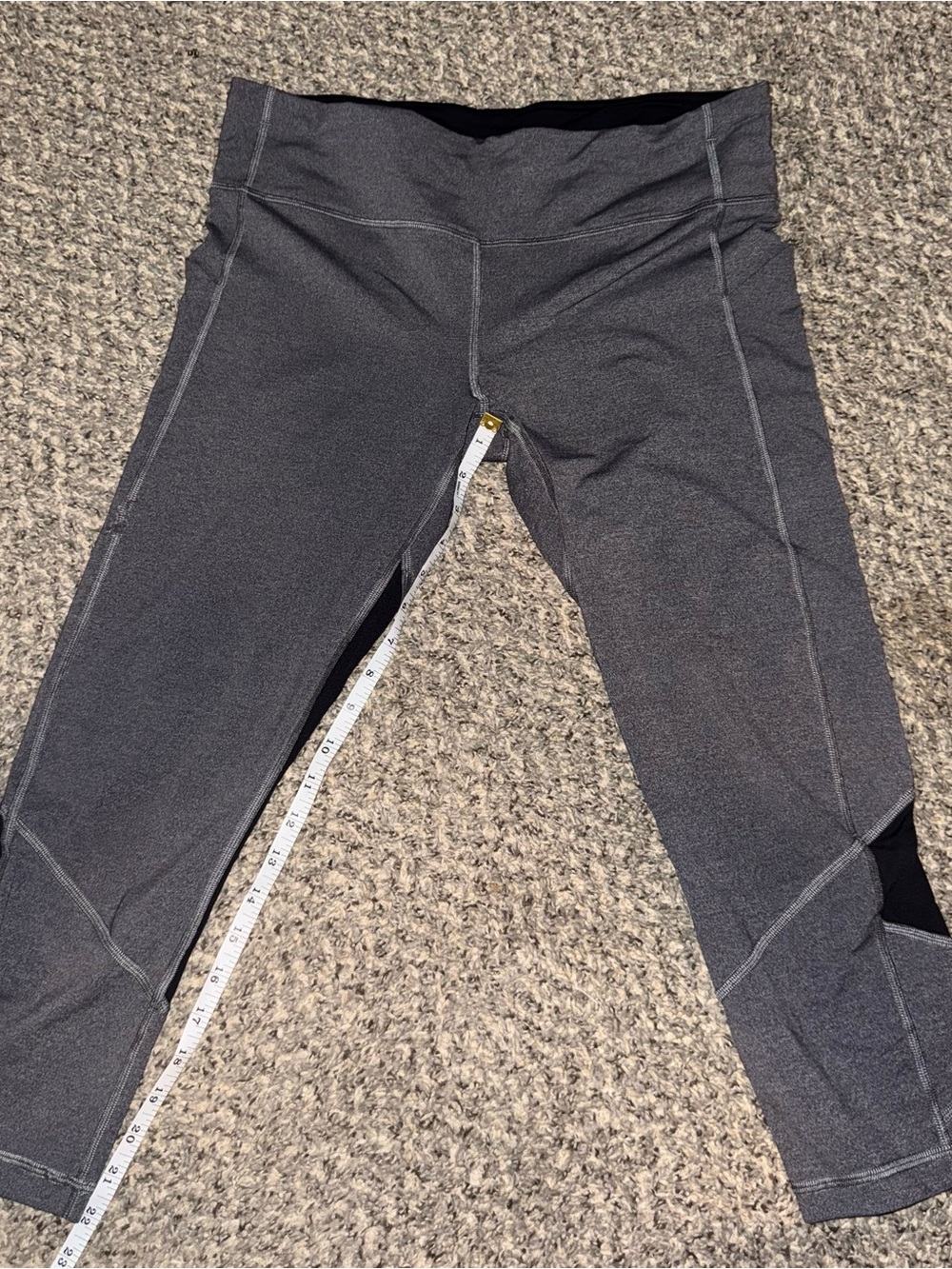 Lululemon cropped leggings
